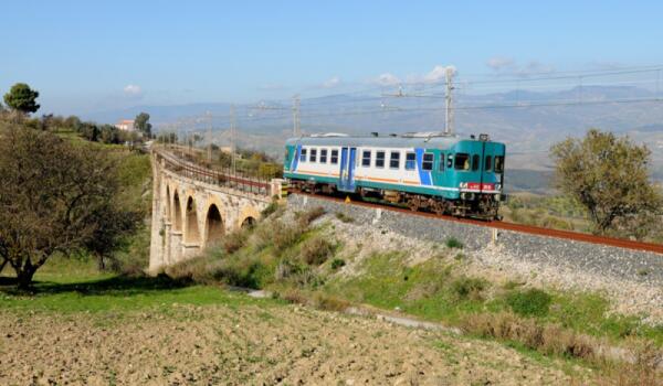 Ripresa la circolazione sulla Palermo–Catania dopo i lavori RFI: potenziamenti e aperture parziali sulla Palermo–Agrigento