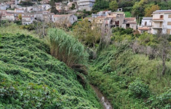 In gara la messa in sicurezza del torrente Canalicchio a Condrò: 2,3 mln per argini e risagomatura
