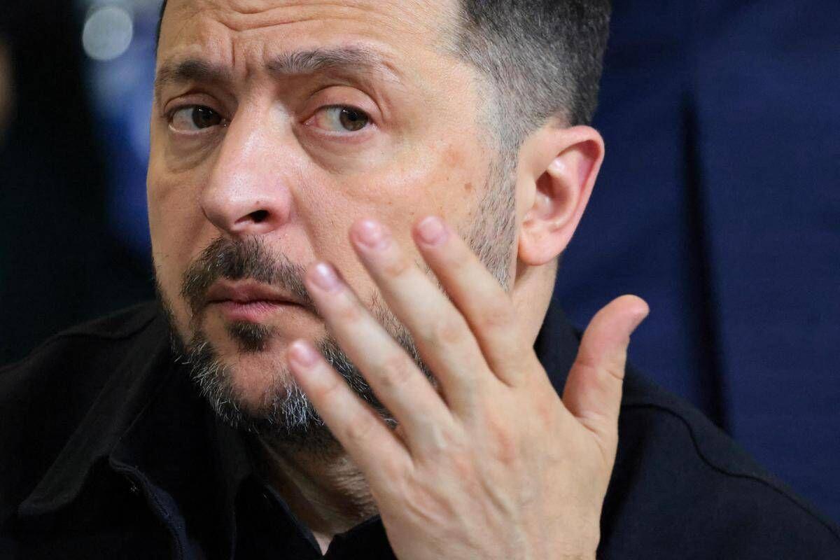 Ucraina, la minaccia di Zelensky: "I cieli della Russia non sono più sicuri". Putin: "Terrorista" - 