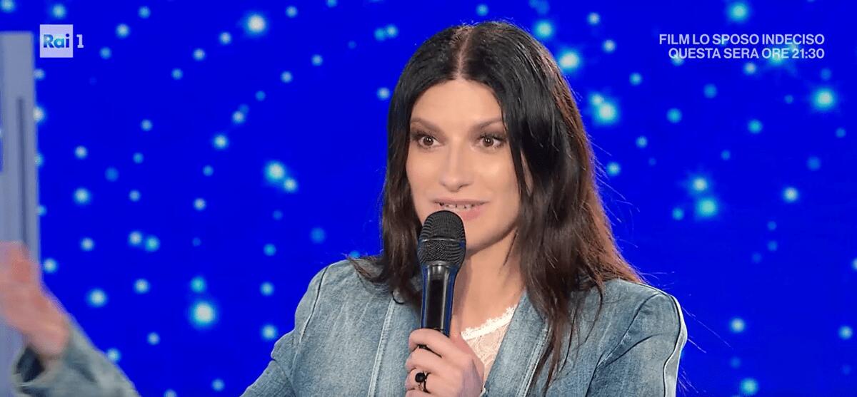 Laura Pausini: "Durante il covid ho pensato di mollare. Sanremo? Avevo paura dei giudizi" - 