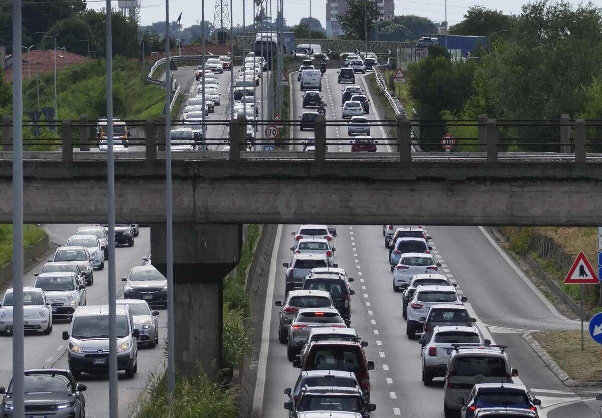 Bollo auto, Ue valuterà esenzione: "Fondi Pnrr basati sui risultati". Giorgetti: "Sarà intervento strutturale" - 