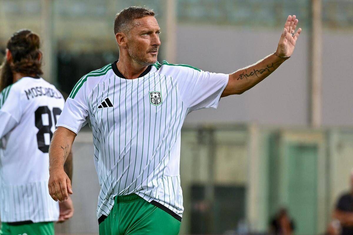 Totti: "A 48 anni ho detto no a Genoa e Como per tornare in Serie A" - 
