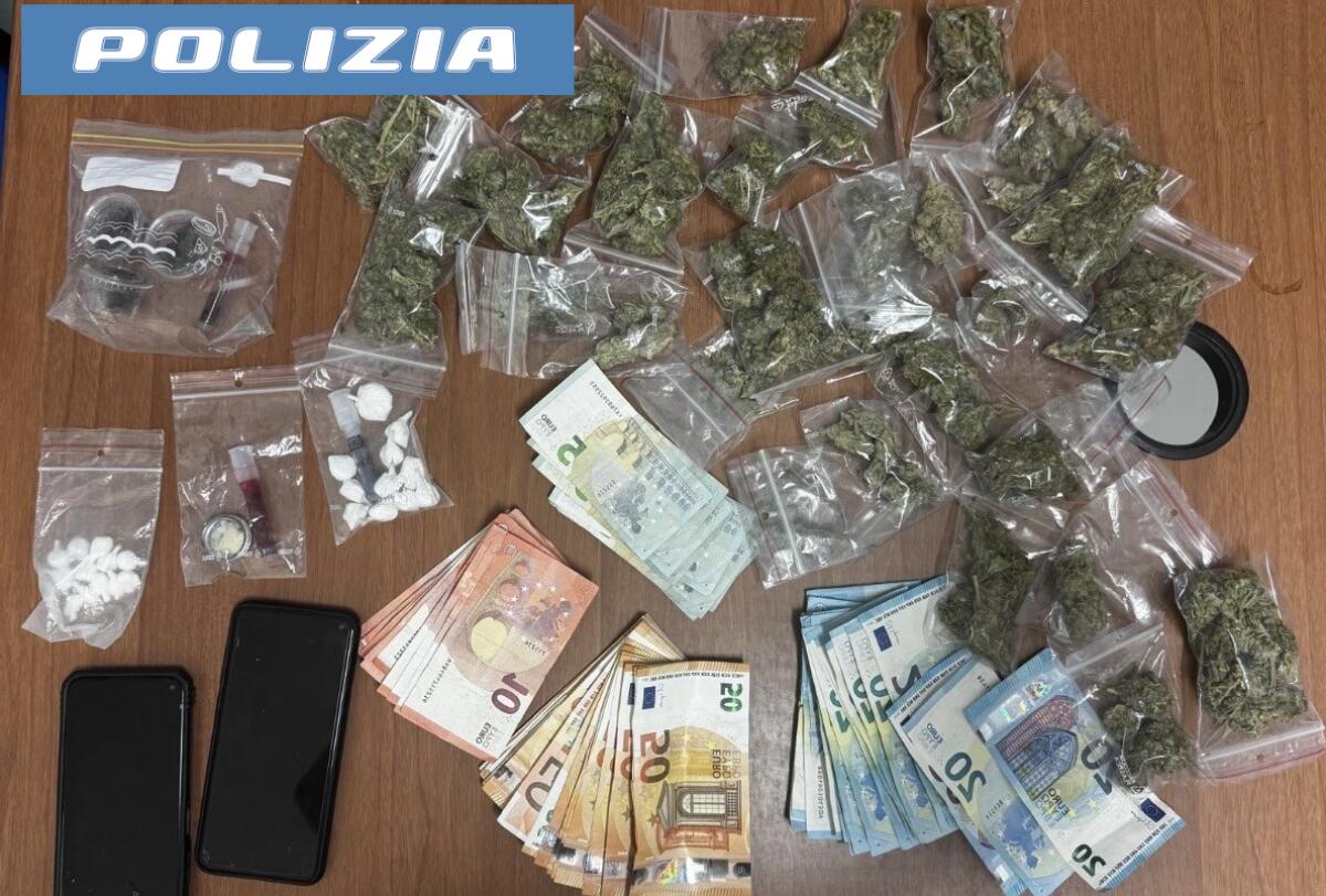 Spaccio in centro a Catania: arrestato 24enne con 230 g di droga e 1.100 euro