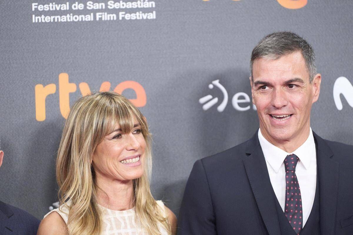 Spagna, la moglie del premier Sanchez rinviata a giudizio - 