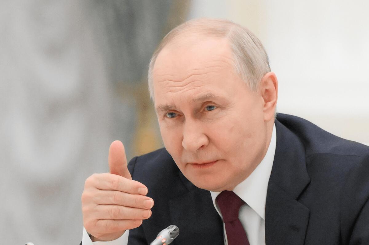 Minaccia dalla Russia, il generale Tricarico: "Difficile credere a Italia come target militare di Putin" - 
