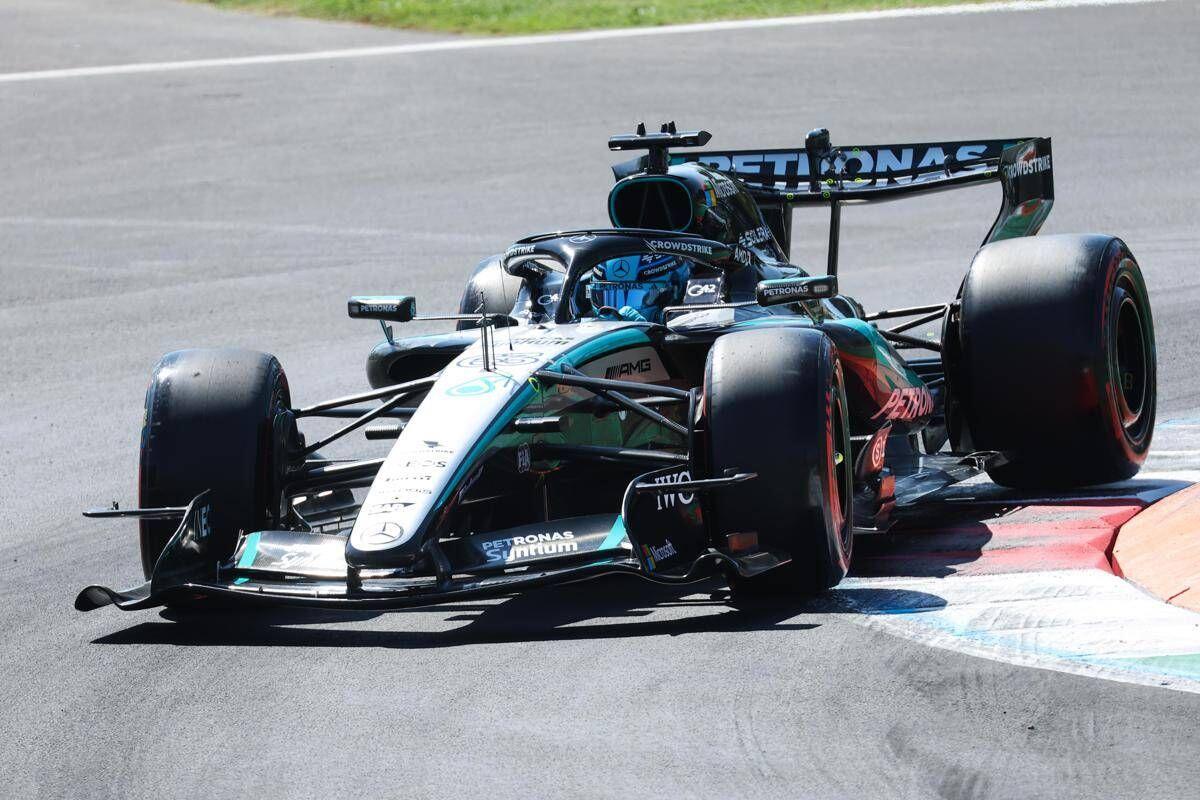 Gp Monza, Russell domina la terza sessione di libere davanti a Hamilton - 