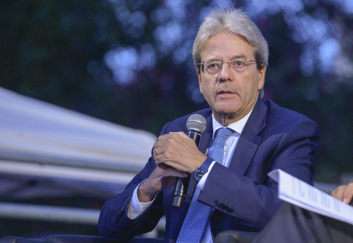 Gentiloni: «Papa a Metz ha risposto a Trump». Sbagliato ignorare le radici cristiane dell'Ue - 