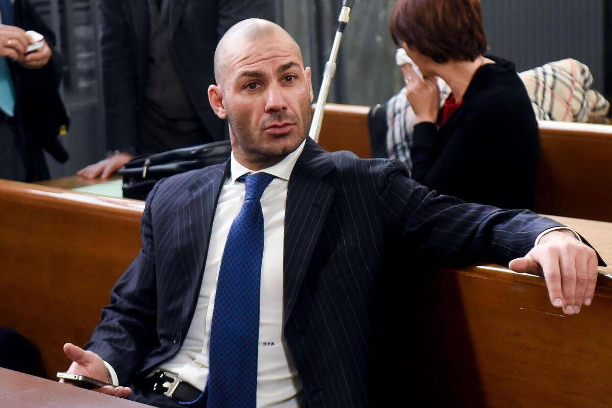 Arrestato Riccardo Bossi, il figlio del fondatore della Lega deve scontare 5 anni e 9 mesi - 