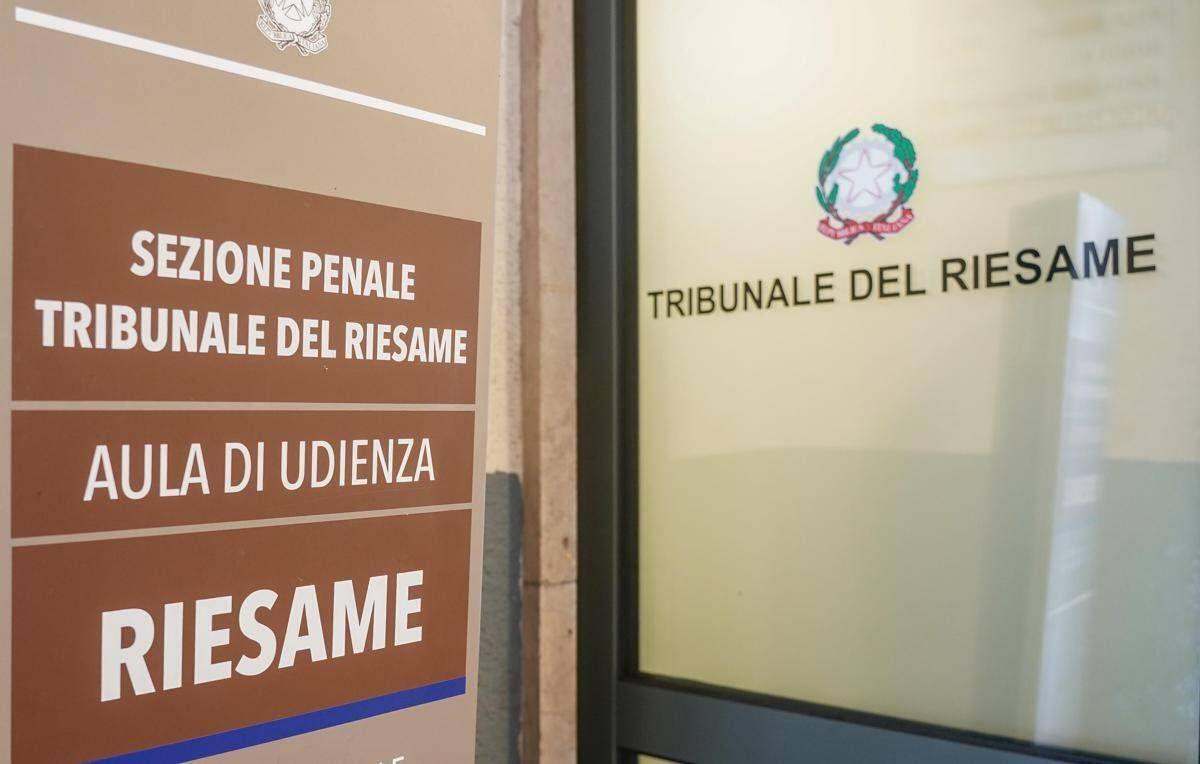 Torino, 13enne molestata: obbligo di firma revocato, scatta la custodia cautelare in carcere per il bengalese - 