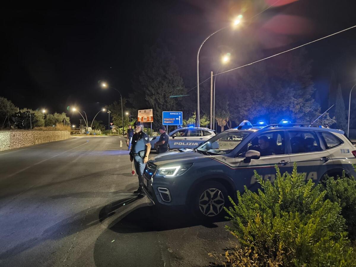Polizia: controlli straordinari a Castel di Iudica e Ramacca, 4 sanzioni e un veicolo sequestrato - 