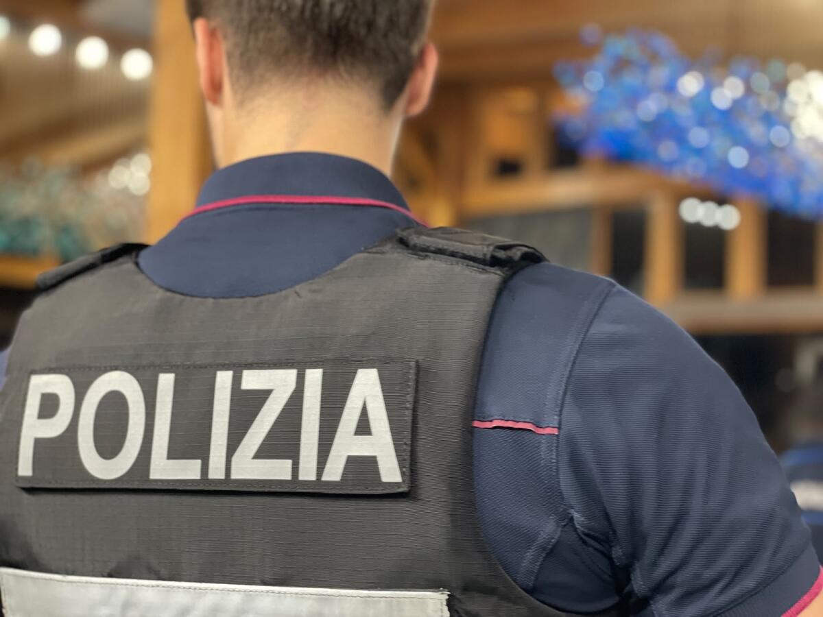 Controlli sul lungomare di Catania: task force multa ristorante e gelateria per 16.300 euro - 