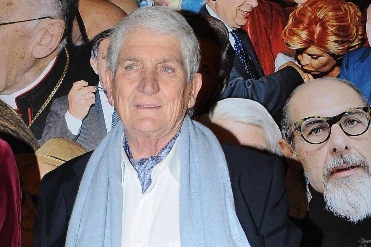 Morto il fotografo Umberto Pizzi: ha immortalato per decenni i vizi mondani della politica - 