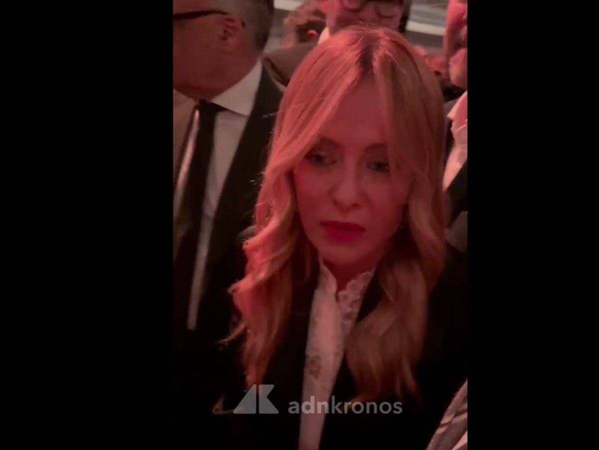 Moda, Meloni alla cena di gala a Palazzo Reale a Milano: "Il governo è vicino al settore" - Video - 