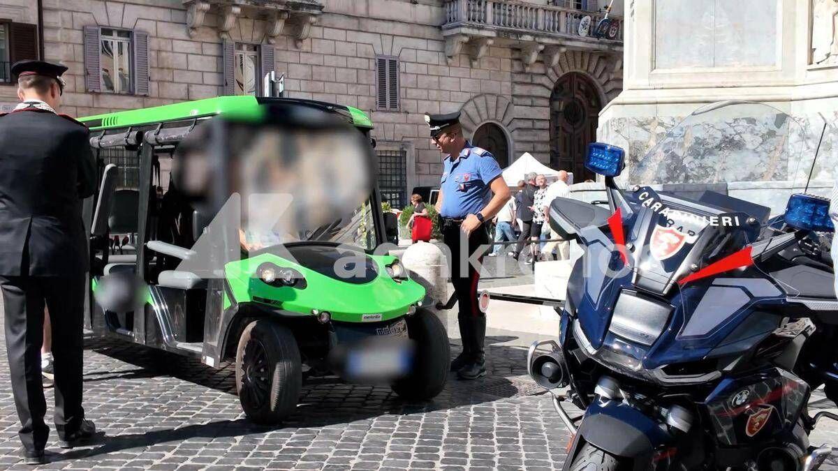 Giungla golf car a Roma, controlli a tappeto dei carabinieri: 10 sottoposte a fermo e valanga di multe - 