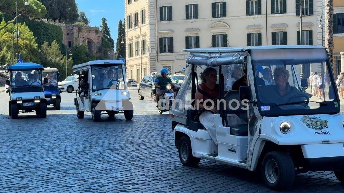 Roma invasa dalle golf car, una giungla senza regole né sicurezza: l'inchiesta Adnkronos - 