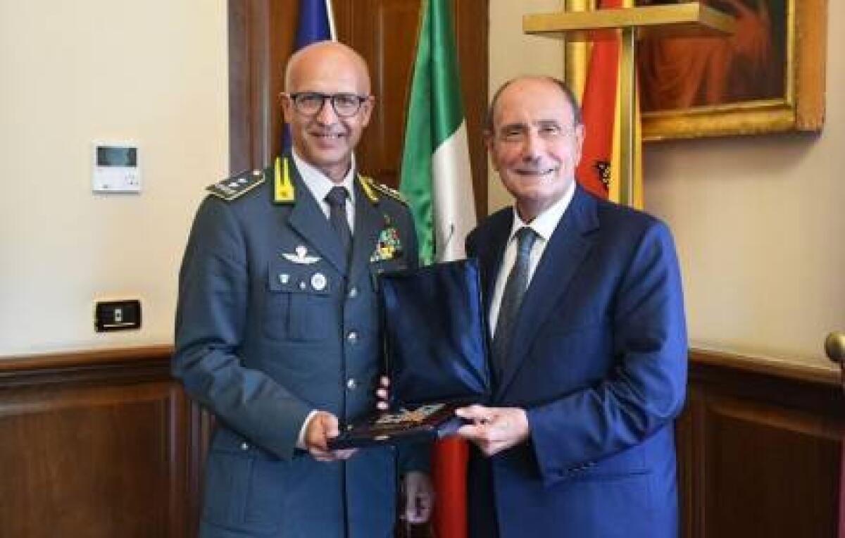 Schifani riceve il nuovo comandante regionale Sicilia della Guardia di Finanza - 