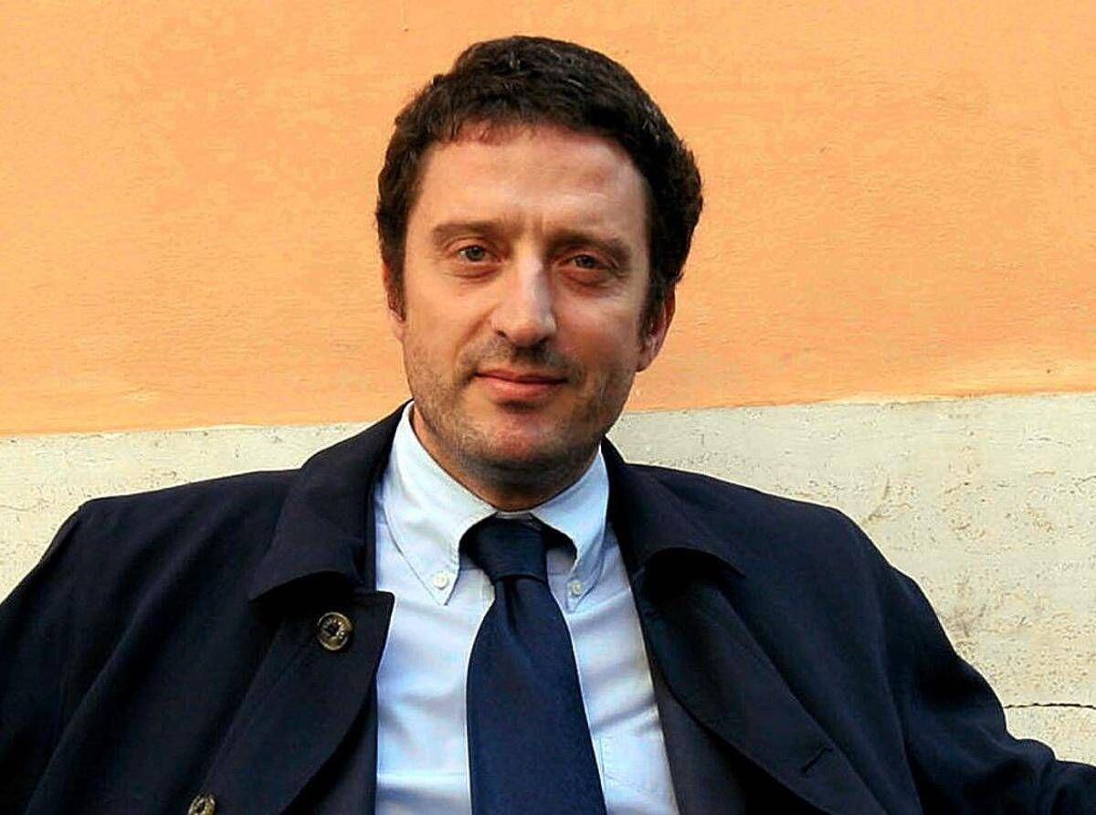 Pietrangelo Buttafuoco approda sull'emittente dei vescovi dopo l'uscita dalla Rai - 