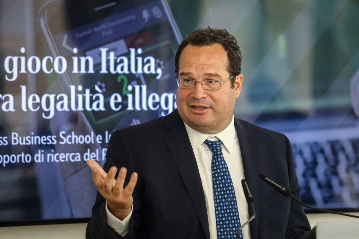 Flat tax, Durigon annuncia soglia a 100.000€ per partite Iva e aliquota 5% per cinque anni ai giovani - 