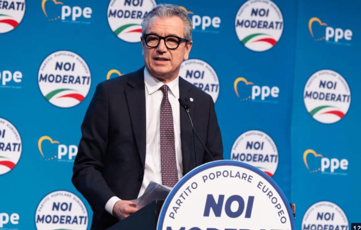 Colucci (Noi Moderati): "Centrodestra unito per un politico a Milano. Vannacci? Fuori dal perimetro della Costituzione" - 
