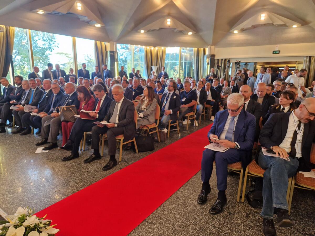 Siap a Rimini: retribuzioni, formazione e alloggi tra le priorità. Tiani chiede separazione Sicurezza-Difesa - 