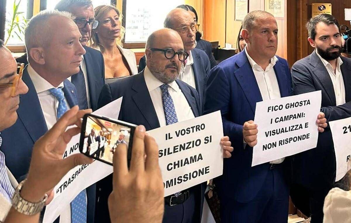 Campania, Sangiuliano: "Occupato piano presidente Consiglio Regionale per mancanza risposte" - 