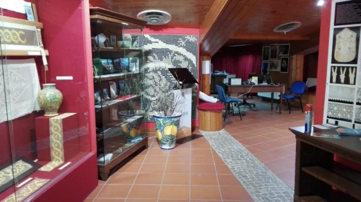 Isnello inaugura Palazzo Itinera e il Museo "Trame di Filo": nuovo hub culturale nelle Madonie - 