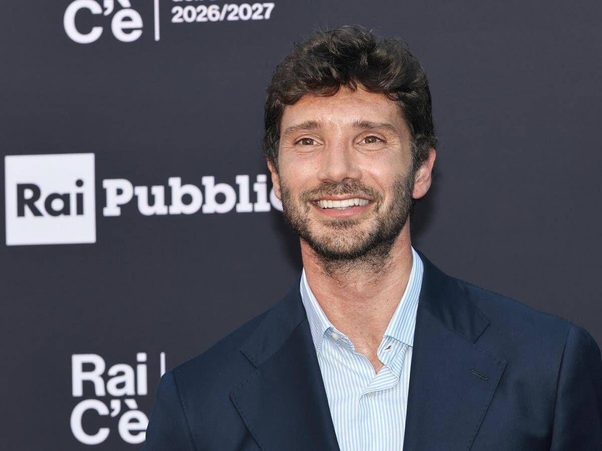 De Martino, riparte Affari Tuoi tra conferme e novità: "Studio più moderno, Gennarino va in pensione" - 