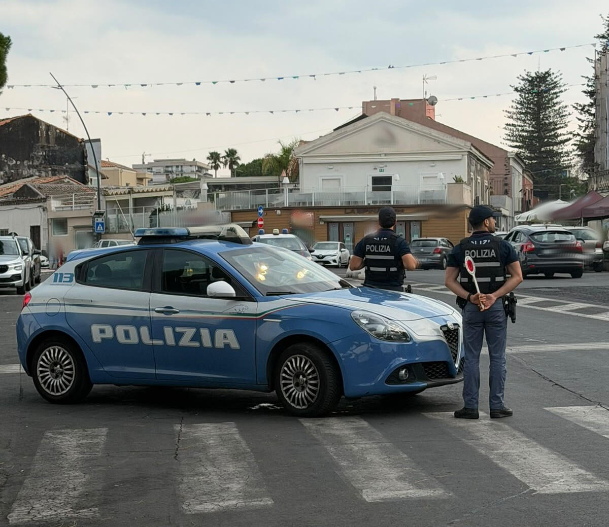 Controlli straordinari sul lungomare di Catania: 296 identificati, multe per 34.000 euro e sospensione di un locale - 