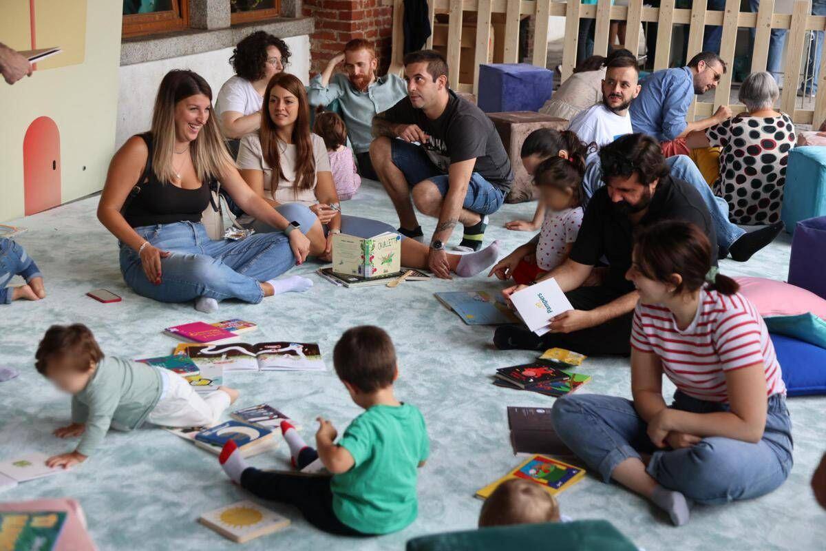 Famiglia, Osservatorio Pampers: il 63% dei papà teme di non fare abbastanza per i propri figli - 