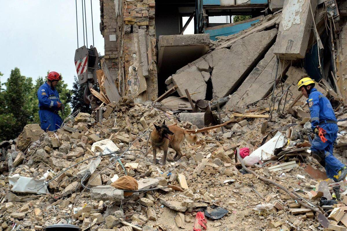 Ucraina, nuovo attacco a Kiev: droni russi contro la capitale, un 14enne tra le vittime - 