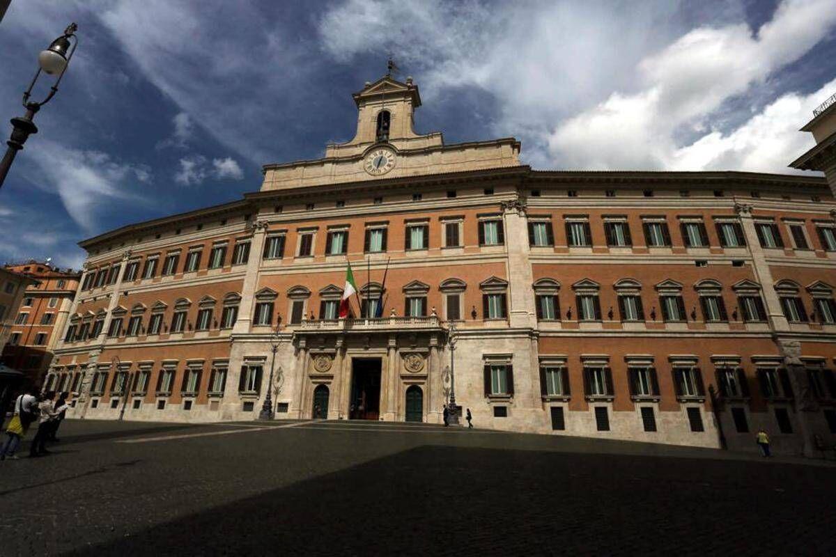 Legge elettorale: la fiducia non blinda la legge, il caso Cossiga del 1980 - 