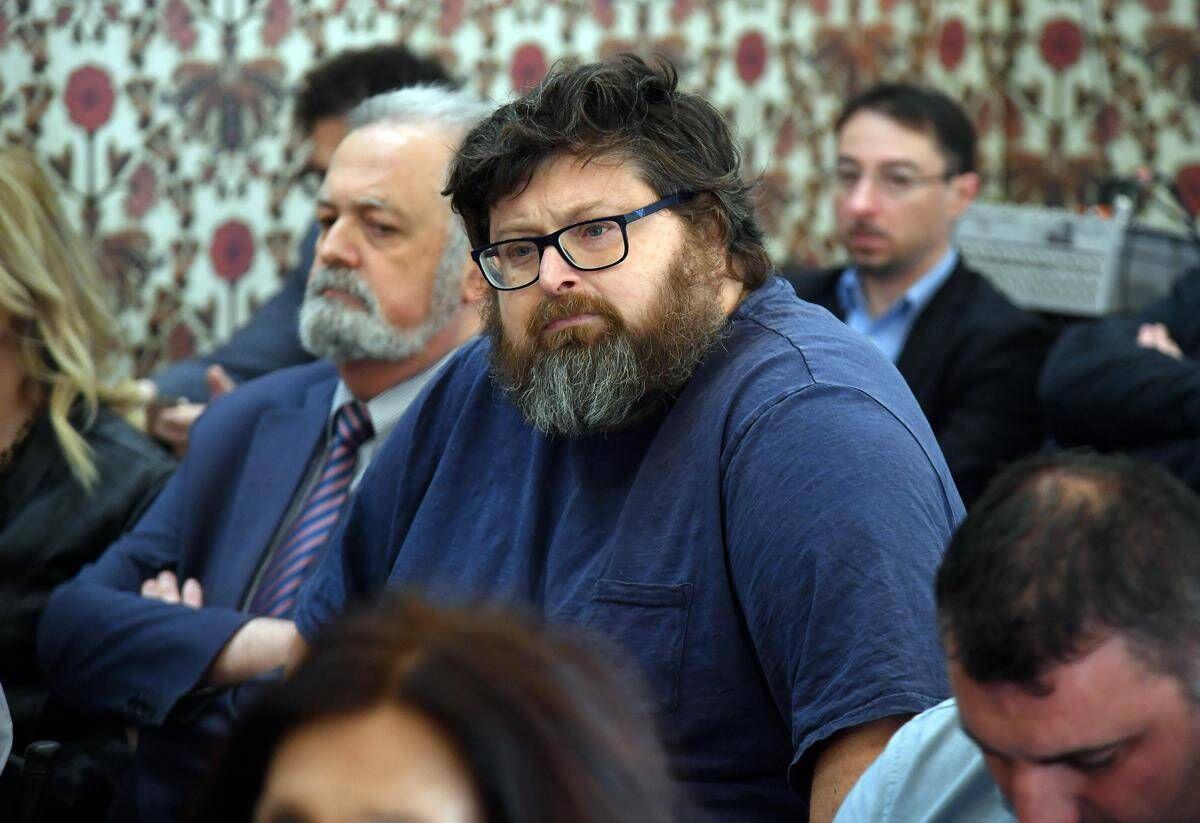 Caso Adinolfi, la difesa ricorre contro il carcere: "È bavaglio digitale" - 