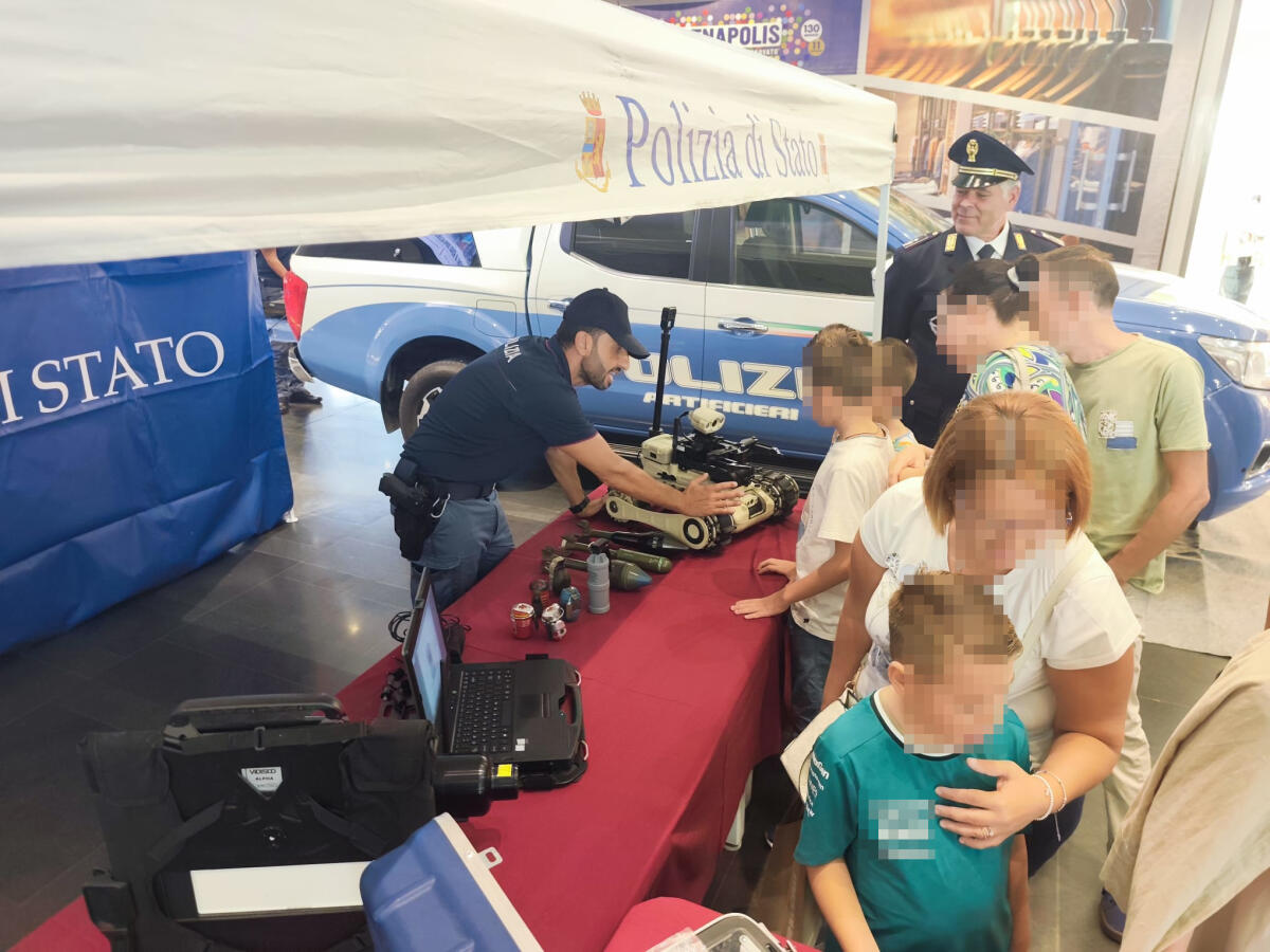 Successo per il 'Villaggio della Legalità' a Etnapolis: open day della Polizia di Stato - 