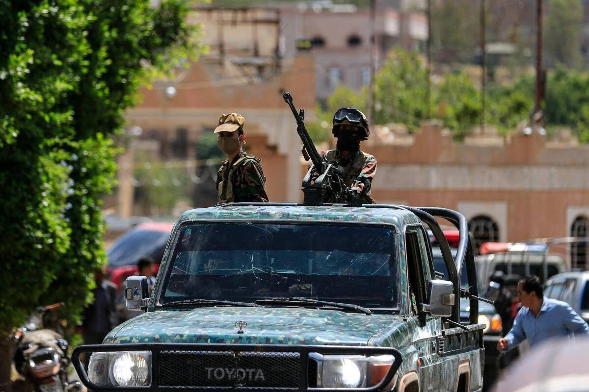 Medioriente, Camera Usa a maggioranza repubblicana chiede a Trump fine guerra in Iran. Houthi: "Abbattuto caccia saudita" - 