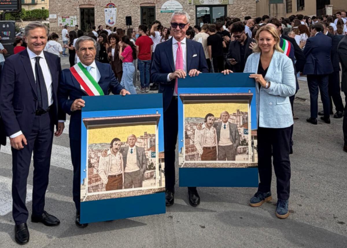 Canicattì, inaugurato il murale per il giudice Antonino Saetta e il figlio Stefano alla scuola Verga - 