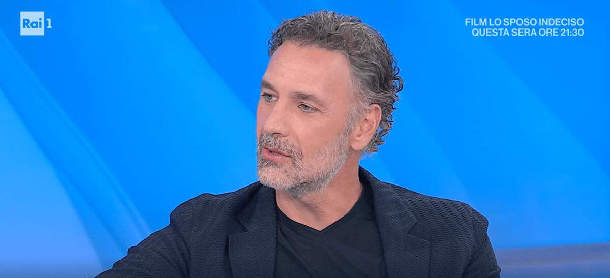 Raoul Bova ricorda la mamma Rosa, l'insegnamento: "Mi disse di sentirmi libero" - 