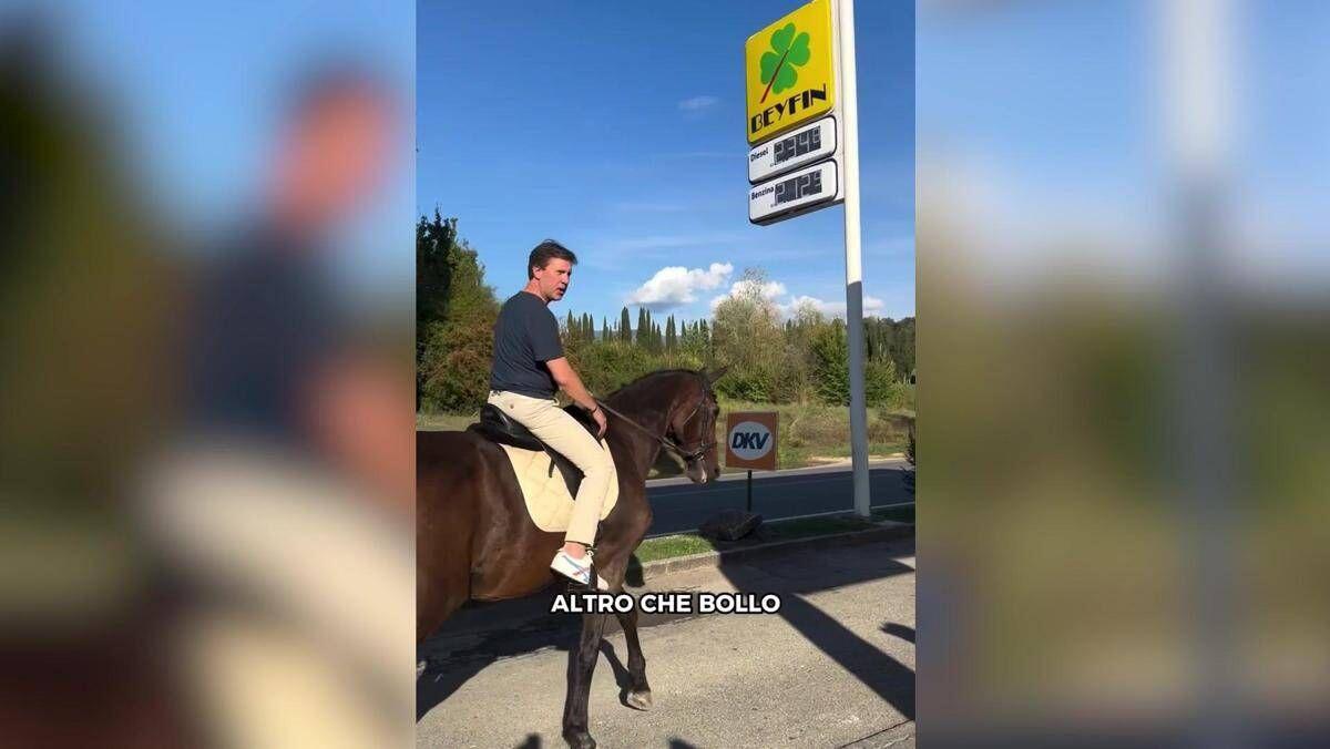 Caro carburanti? Nardella sceglie il cavallo: "Altro che bollo auto" - Video - 
