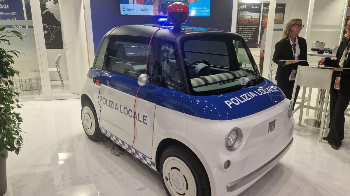 Polizia locale: a Riccione l'AI MIA del Gruppo Maggioli accelera verbali e dialogo con i cittadini - 