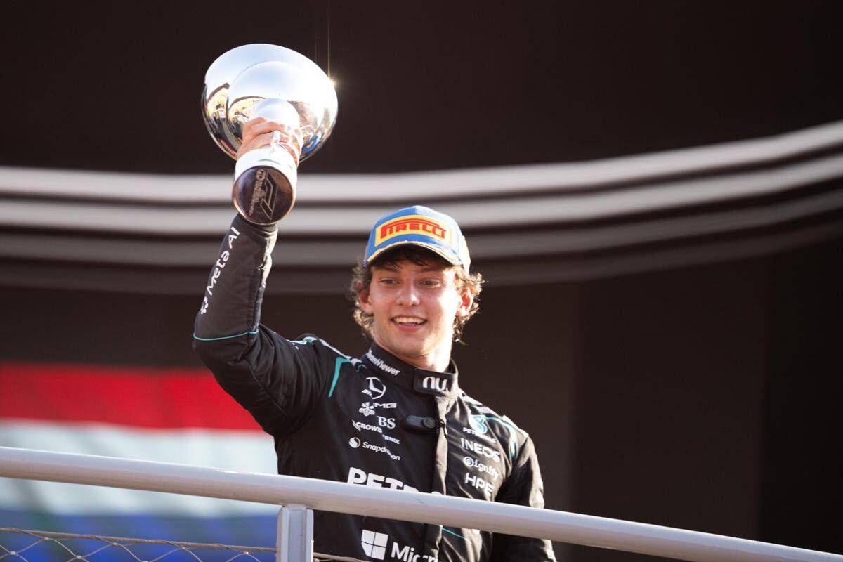 Formula 1, Mercedes 'sfotte' Ferrari dopo Monza: "Un italiano vince con auto tedesca..." - 