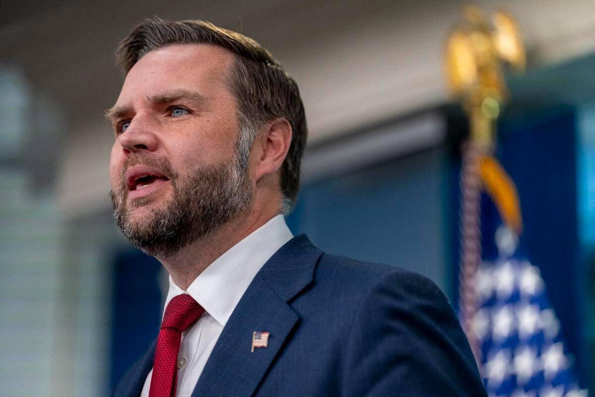 Usa-Iran, Vance: "Non la chiamerei guerra, non ci sono scontri a fuoco" - 