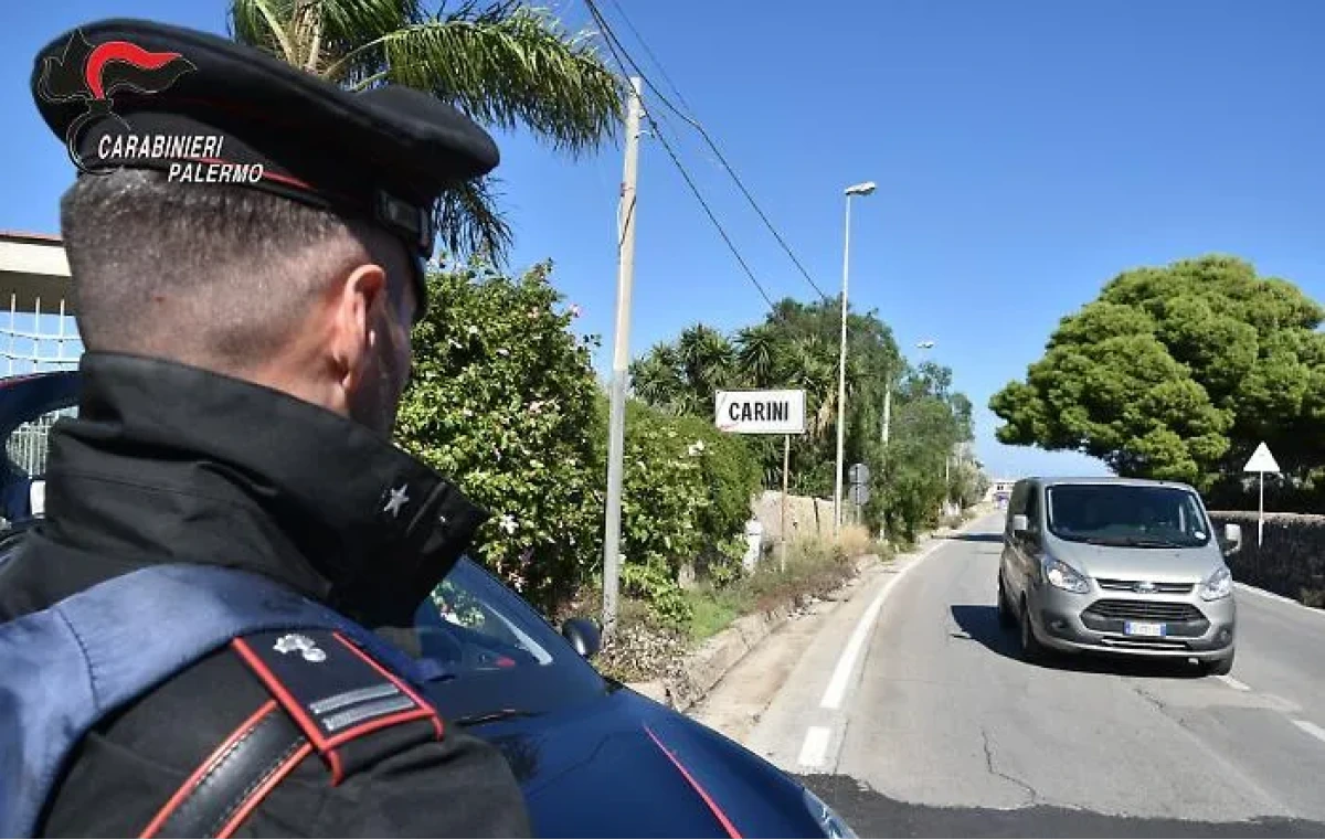 Controlli a Carini, Cinisi e Terrasini: due arresti, tra cui un presunto mafioso fermato in aeroporto, e quattro denunce - 