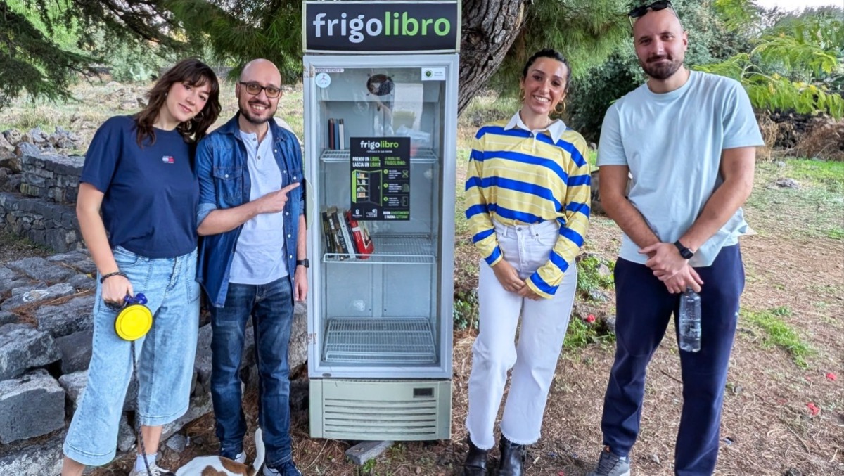 Frigolibro restaurato e reinaugurato al Parco "Peppino Impastato" di Belpasso - Credit Foto Catania Book Festival  