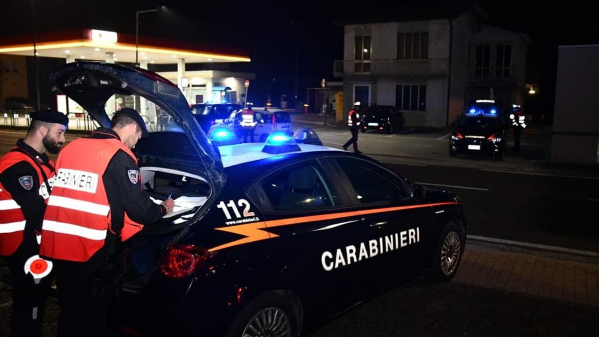 Paternò: maxi controlli dei carabinieri, 108 persone identificate e 20mila euro di sanzioni - 