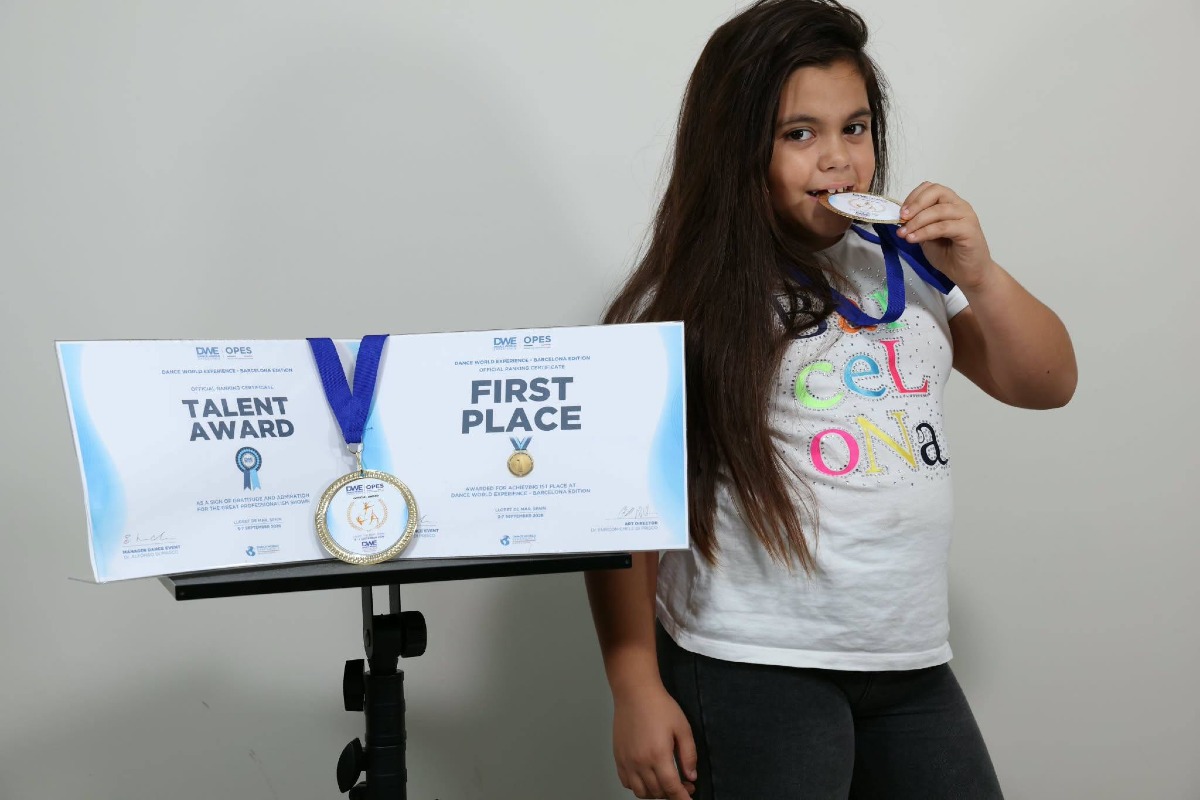Lisa Bottari, da Nicolosi al titolo mondiale di acrobatica aerea a Barcellona - 