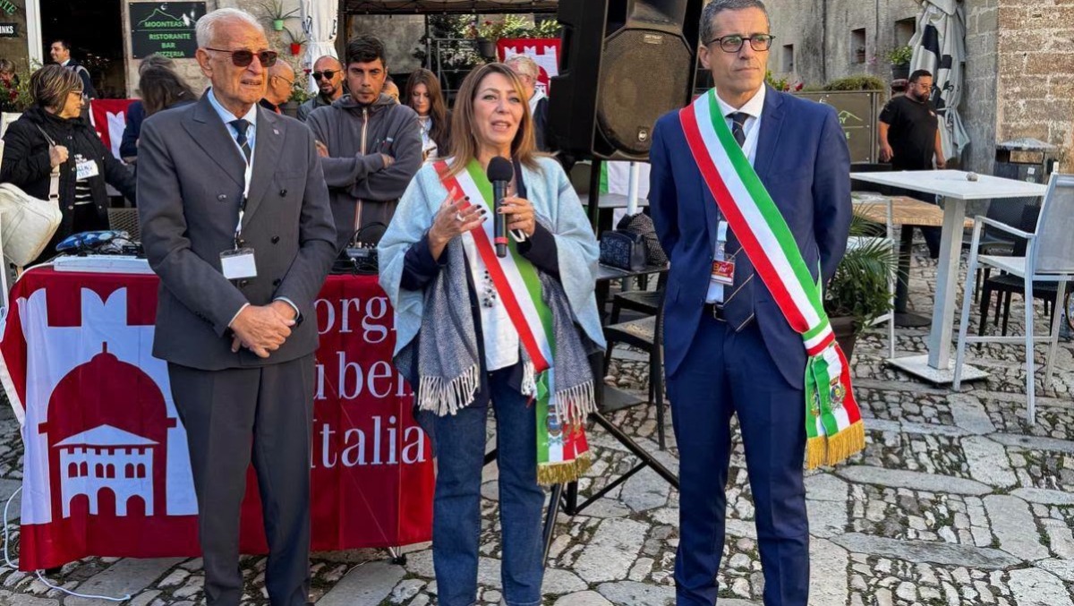 Sicily B‑Fest a Erice: Ferla firma la Carta di Erice e rilancia la rete dei borghi siciliani - Credit Foto Comune Di Ferla