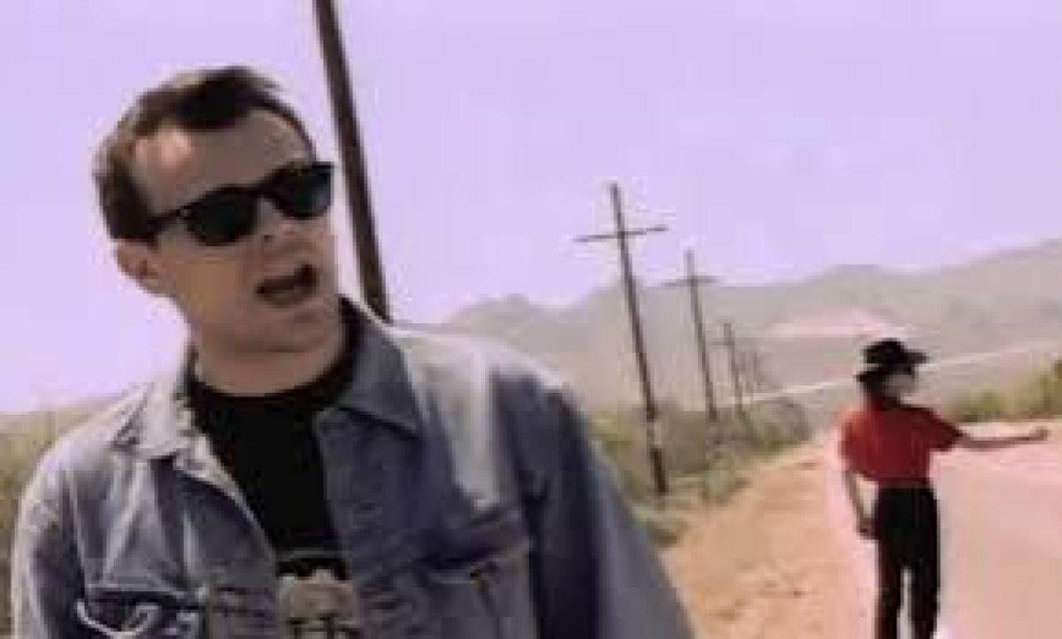 883, Come mai: la canzone che ci riporta agli amori degli anni '90 - 