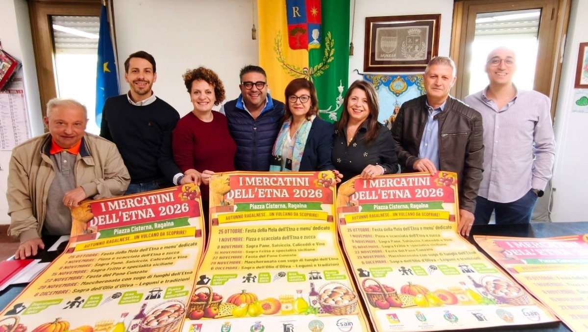 A Ragalna partono 'I Mercatini dell'Etna': sette domeniche dedicate alla Mela De.Co. e alla ricerca - 