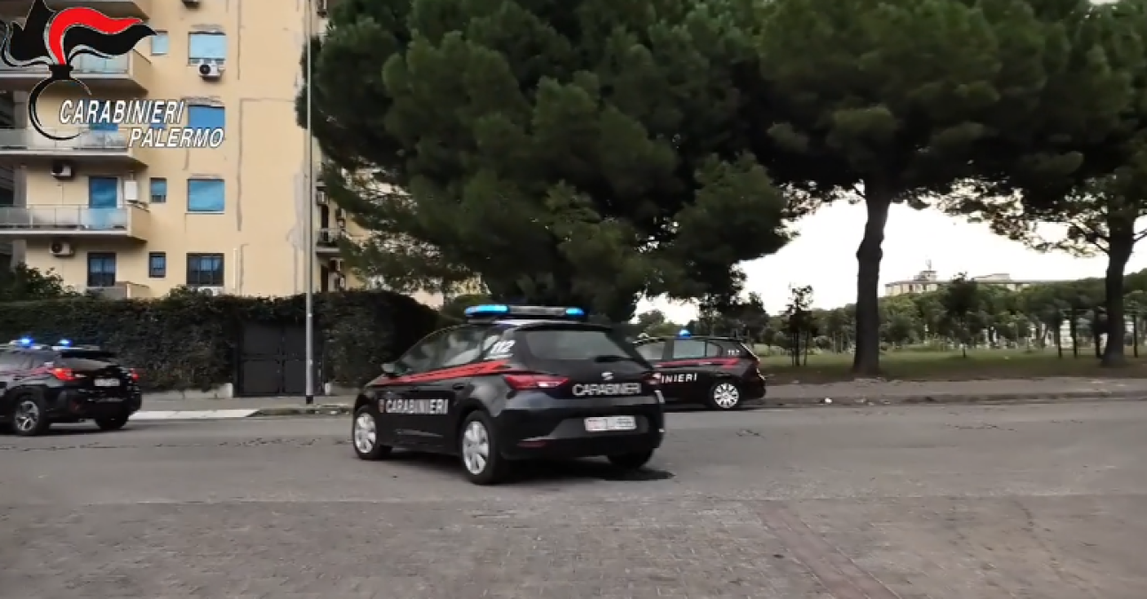 Borgo Nuovo: oltre 90 denunciati nel maxi-controllo, 21 allacci abusivi e ristorante sospeso - 