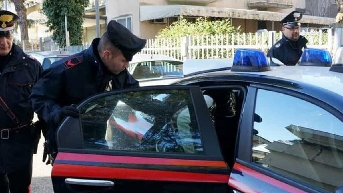 Palermo: arrestato 28enne per due rapine con pistola giocattolo vicino alla stazione Vespri - 