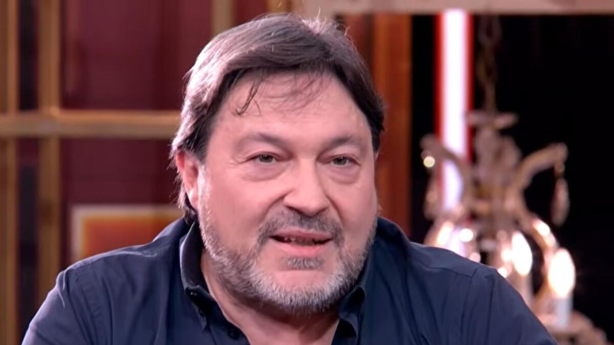 Rai sospende Sigfrido Ranucci per 10 giorni: quattro contestazioni, lui annuncia il tour nei teatri - 